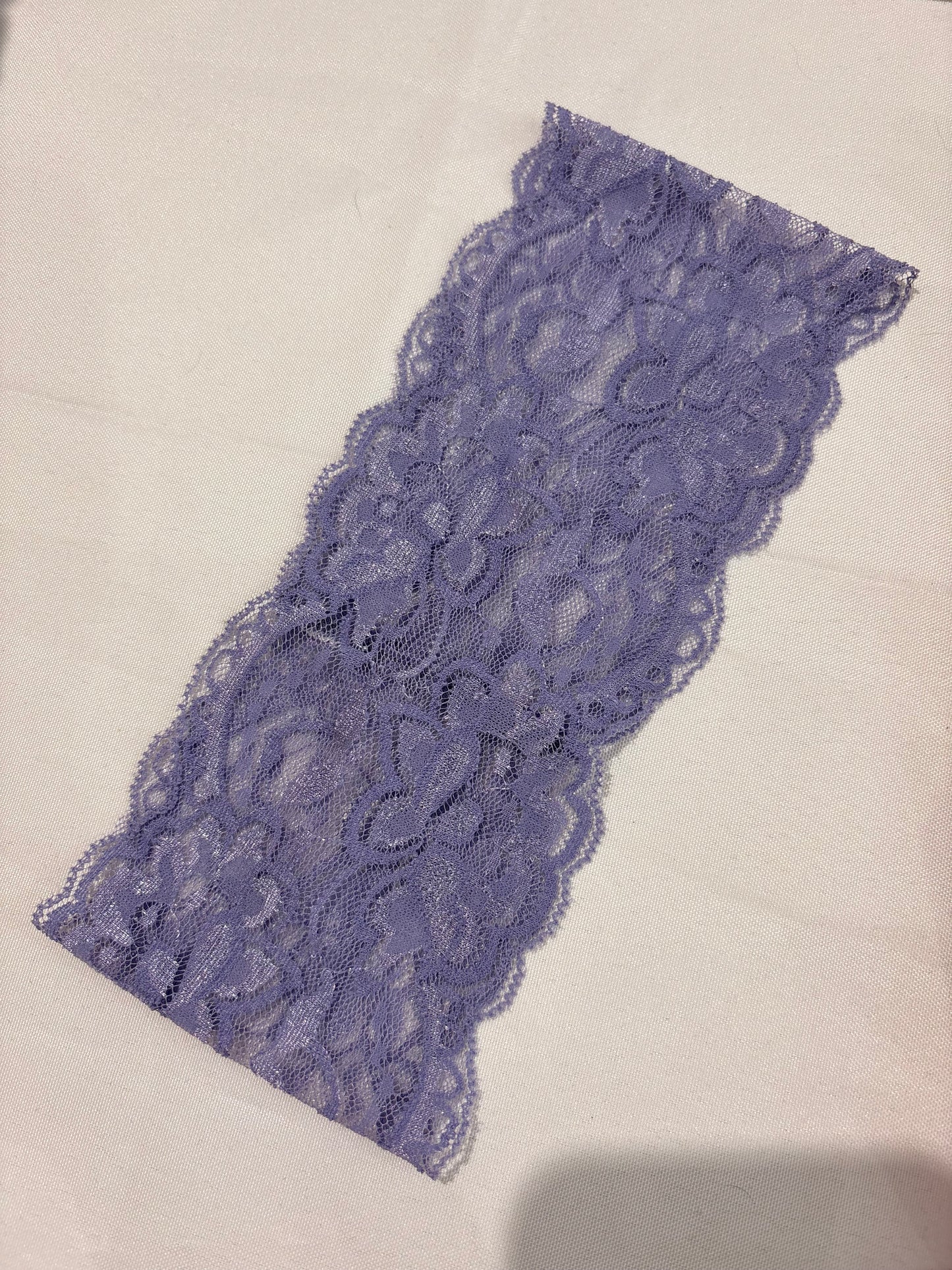 Bandeau en dentelle Lila