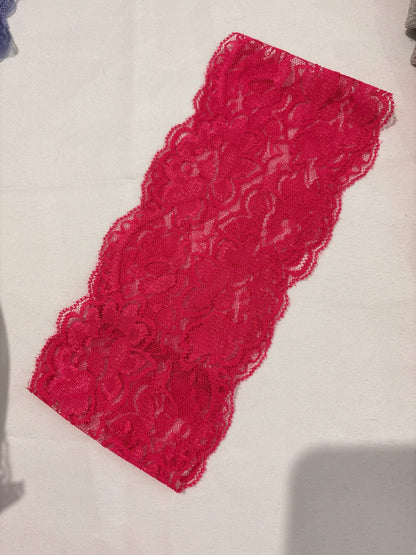 Bandeau en dentelle fushia