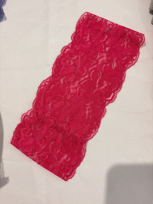 Bandeau en dentelle fushia