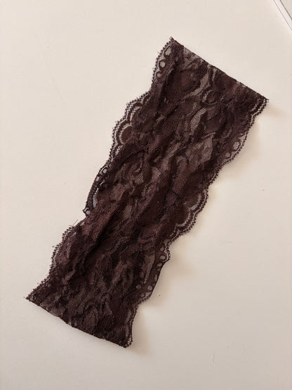 Bandeau en dentelle Marron