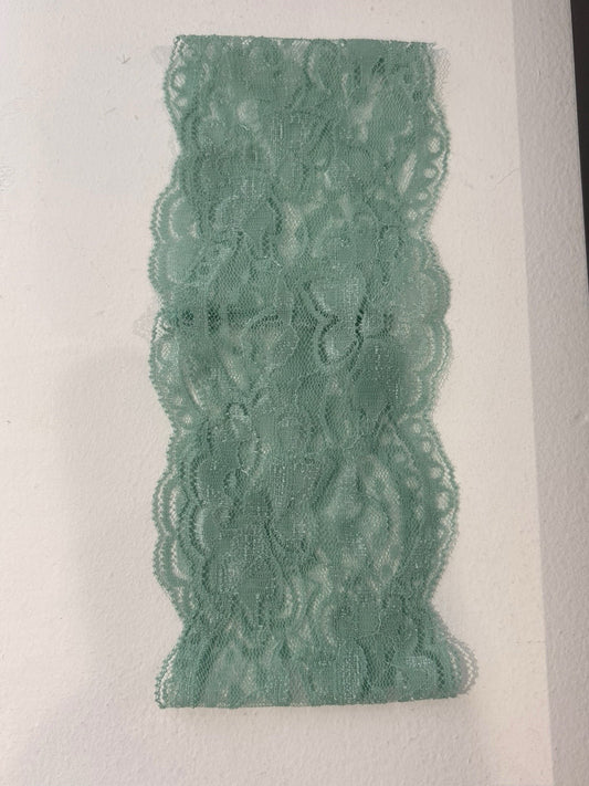 Bandeau en dentelle turquoise