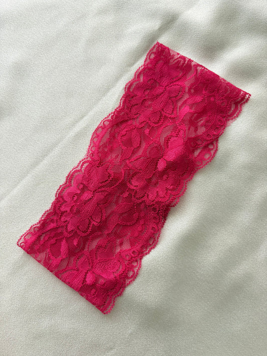 Bandeau en dentelle fushia